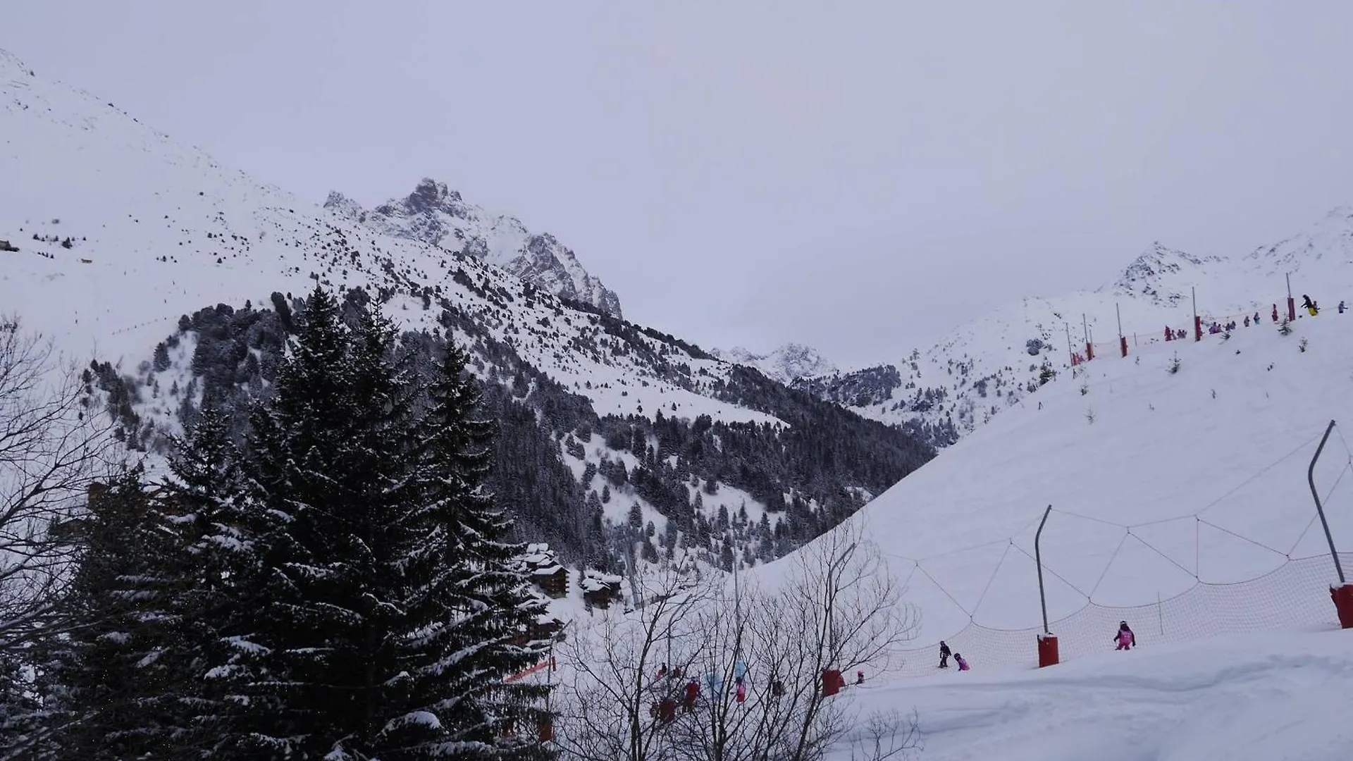 Bel Appartement Avec Balcon, Au Pied Des Pistes A Meribel - Ideal Pour Vos Vacances - Fr-1-355-188 Les Allues Apartment